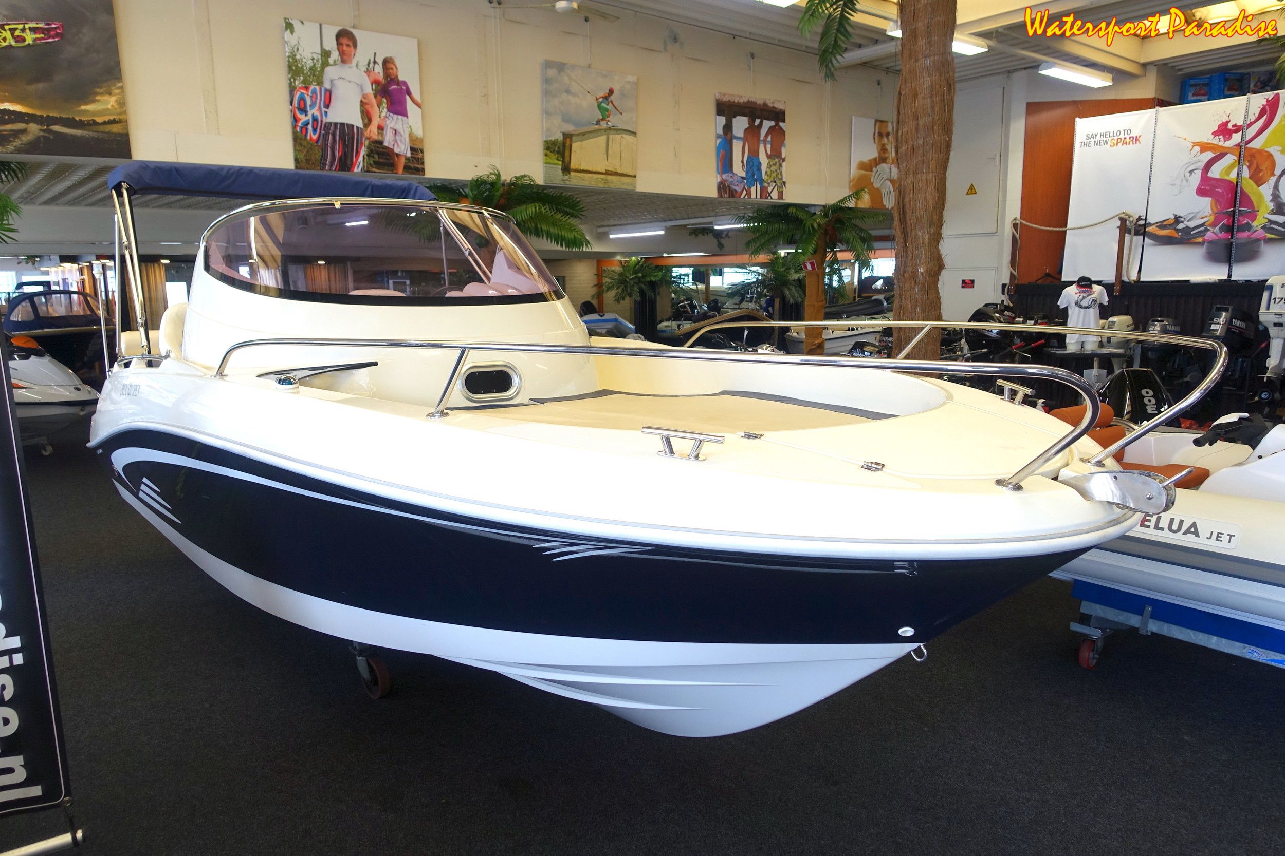 Prins 620 Open (1e Te Waterlating 2015) Incl 30PK boot te koop, € 19.900
